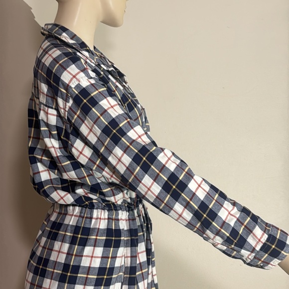 Uniqlo Plaid Flannel Drawstring Waist Dress - Picture 11 of 17
